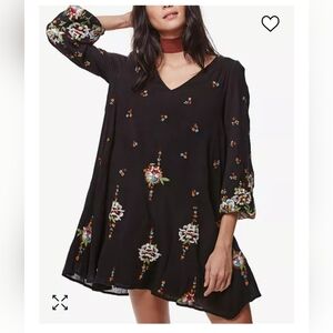 Free People NWT Black Floral Embroidery Boho Cottagecore Resort Mini dress sz S